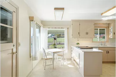 1045 SW 53rd St, Corvallis, OR 97333 - Photo 31