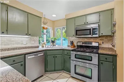 10374 SW Picks Way, Tigard, OR 97224 - Photo 7