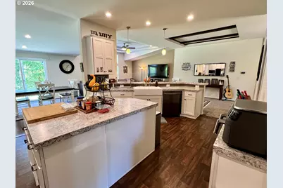 9460 SE Jeanne Rd, Happy Valley, OR 97086 - Photo 21