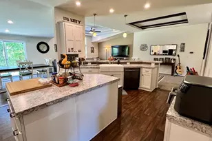 9460 SE Jeanne Rd, Happy Valley, OR 97086 - Photo 21