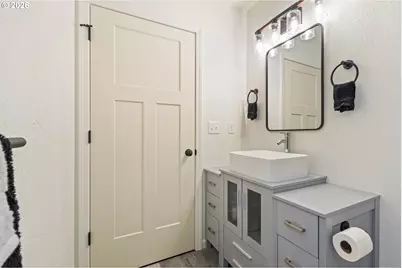 536 Annis St, Canyonville, OR 97417 - Photo 31