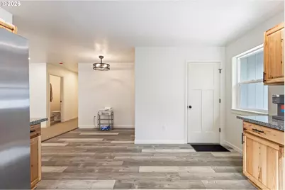 536 Annis St, Canyonville, OR 97417 - Photo 17