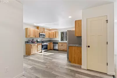 536 Annis St, Canyonville, OR 97417 - Photo 13