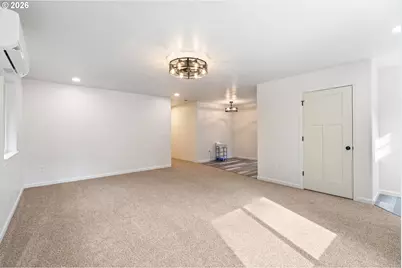 536 Annis St, Canyonville, OR 97417 - Photo 9