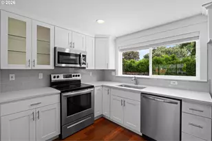 2146 SE 119th Ave, Portland, OR 97216 - Photo 11