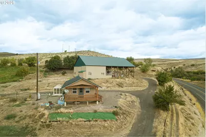 37102 Woods Ln, Richland, OR 97870 - Photo 1