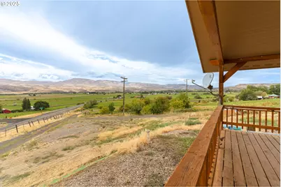 37102 Woods Ln, Richland, OR 97870 - Photo 13