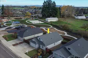 1871 SE Academy St, Dallas, OR 97338 - Photo 23