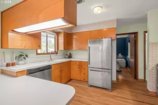 12601 SE Mill St, Portland, OR 97233 - Photo 19