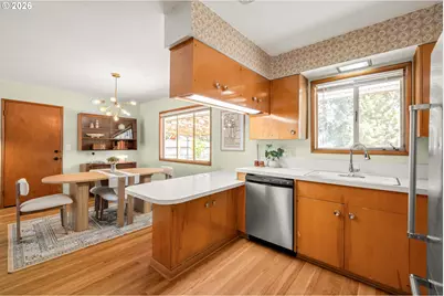 12601 SE Mill St, Portland, OR 97233 - Photo 15