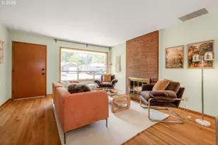 12601 SE Mill St, Portland, OR 97233 - Photo 7