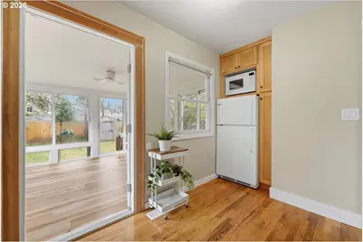 5823 SE Insley St, Portland, OR 97206 - Photo 23
