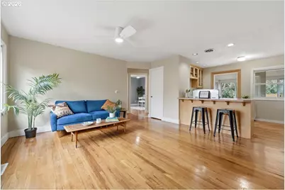 5823 SE Insley St, Portland, OR 97206 - Photo 5