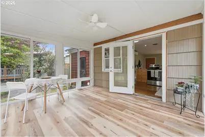 5823 SE Insley St, Portland, OR 97206 - Photo 27