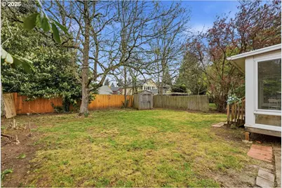 5823 SE Insley St, Portland, OR 97206 - Photo 29