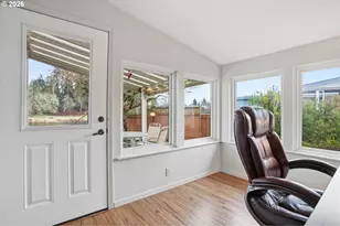 3355 N Delta Hwy, Eugene, OR 97408 - Photo 11