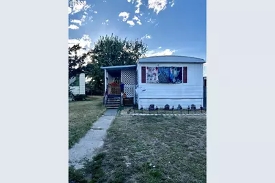 1030 SW 11th St #33, Hermiston, OR 97838 - Photo 1