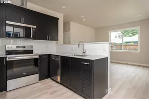 6225 SE Knapp St, Portland, OR 97206 - Photo 3