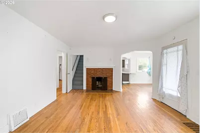 2514 NE 102nd Ave, Portland, OR 97220 - Photo 3