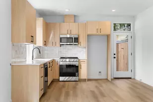 3863 N Willis Blvd, Portland, OR 97217 - Photo 3