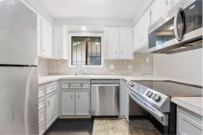 1359 City View St, Eugene, OR 97402 - Photo 13