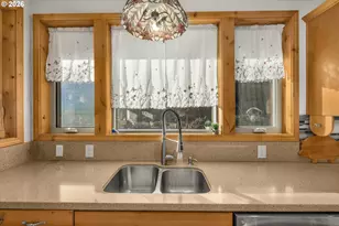 52135 E Terra Fern Dr, Sandy, OR 97055 - Photo 11