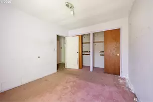 13646 SE Rhine St, Portland, OR 97236 - Photo 9