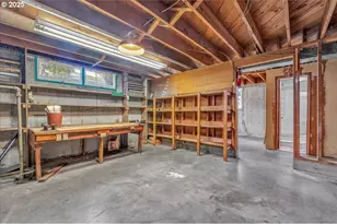 1550 SE 4th St, Gresham, OR 97080 - Photo 33