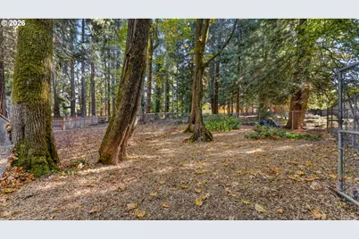 9200 SW Elrose Ct, Portland, OR 97224 - Photo 43