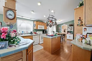 2512 Maia Loop, Springfield, OR 97477 - Photo 19