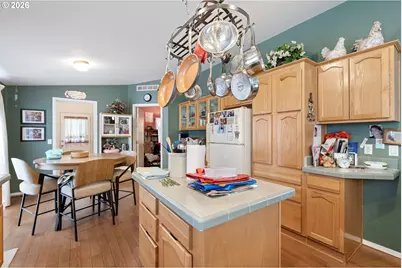 2512 Maia Loop, Springfield, OR 97477 - Photo 23
