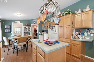2512 Maia Loop, Springfield, OR 97477 - Photo 23
