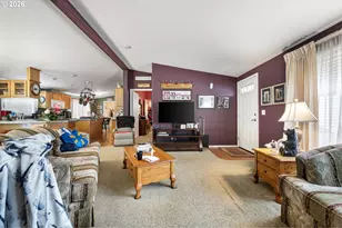 2512 Maia Loop, Springfield, OR 97477 - Photo 7