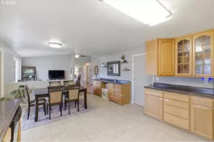 2963 S 7th Pl, Lebanon, OR 97355 - Photo 19