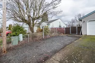 2963 S 7th Pl, Lebanon, OR 97355 - Photo 45