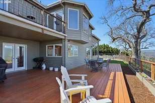 915 E 18th St, The Dalles, OR 97058 - Photo 13