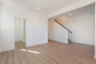 6511 NW Olympic Ln, Camas, WA 98607 - Photo 7