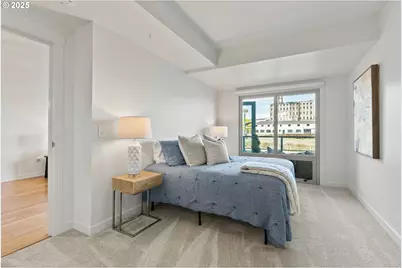 1310 NW Naito Pkwy #105, Portland, OR 97209 - Photo 31