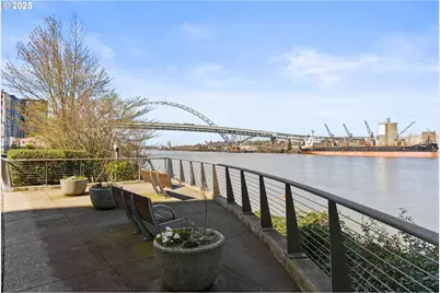 1310 NW Naito Pkwy #105, Portland, OR 97209 - Photo 43