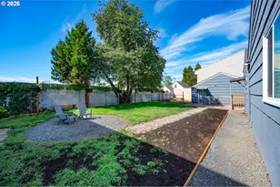 1070 Bethel Dr, Eugene, OR 97402 - Photo 39