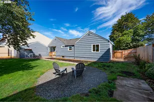 1070 Bethel Dr, Eugene, OR 97402 - Photo 41