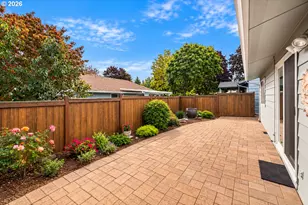 2306 NE 150th Ave, Portland, OR 97230 - Photo 23