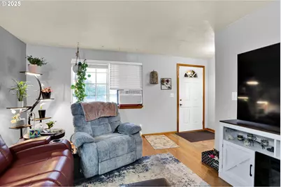 505 Tracy Pl, Junction City, OR 97448 - Photo 43