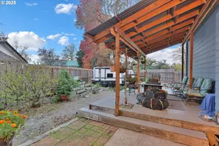 505 Tracy Pl, Junction City, OR 97448 - Photo 33