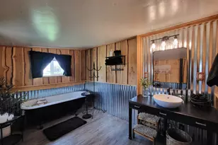 403 N Lake St, Joseph, OR 97846 - Photo 35