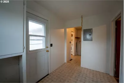 660 W Orchard Ave, Hermiston, OR 97838 - Photo 13