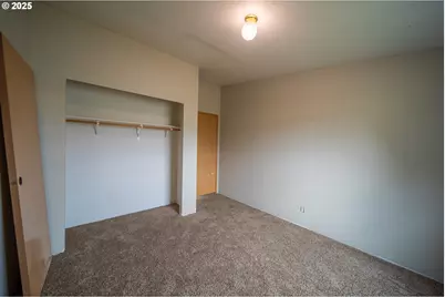 1413 Hawthorne Ave, Reedsport, OR 97467 - Photo 29