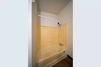 1413 Hawthorne Ave, Reedsport, OR 97467 - Photo 13