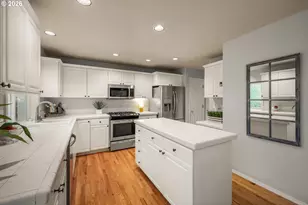 14762 NW Fawnlily Dr, Portland, OR 97229 - Photo 11
