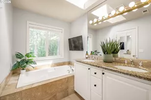 14762 NW Fawnlily Dr, Portland, OR 97229 - Photo 27